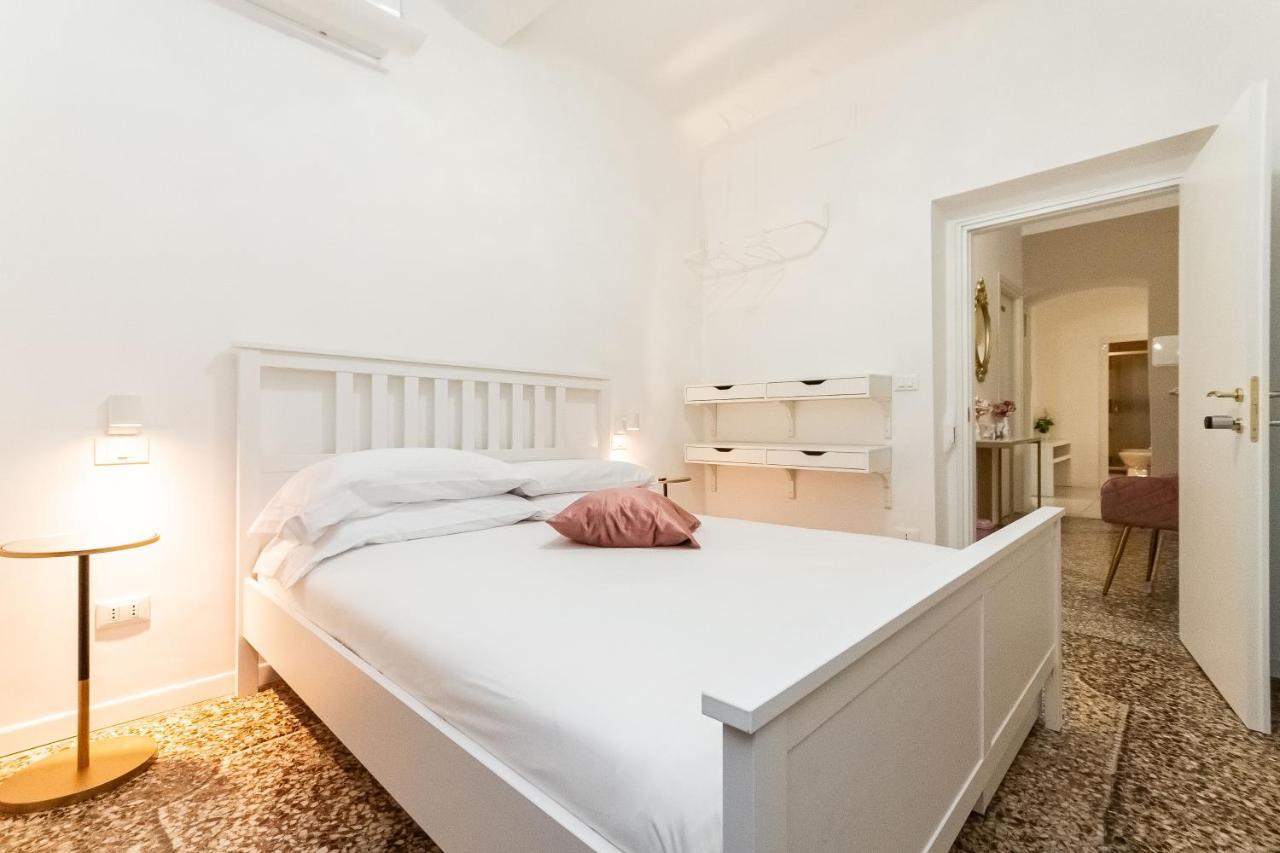 Cattedrale Di San Lorenzo Rooms 热那亚 外观 照片